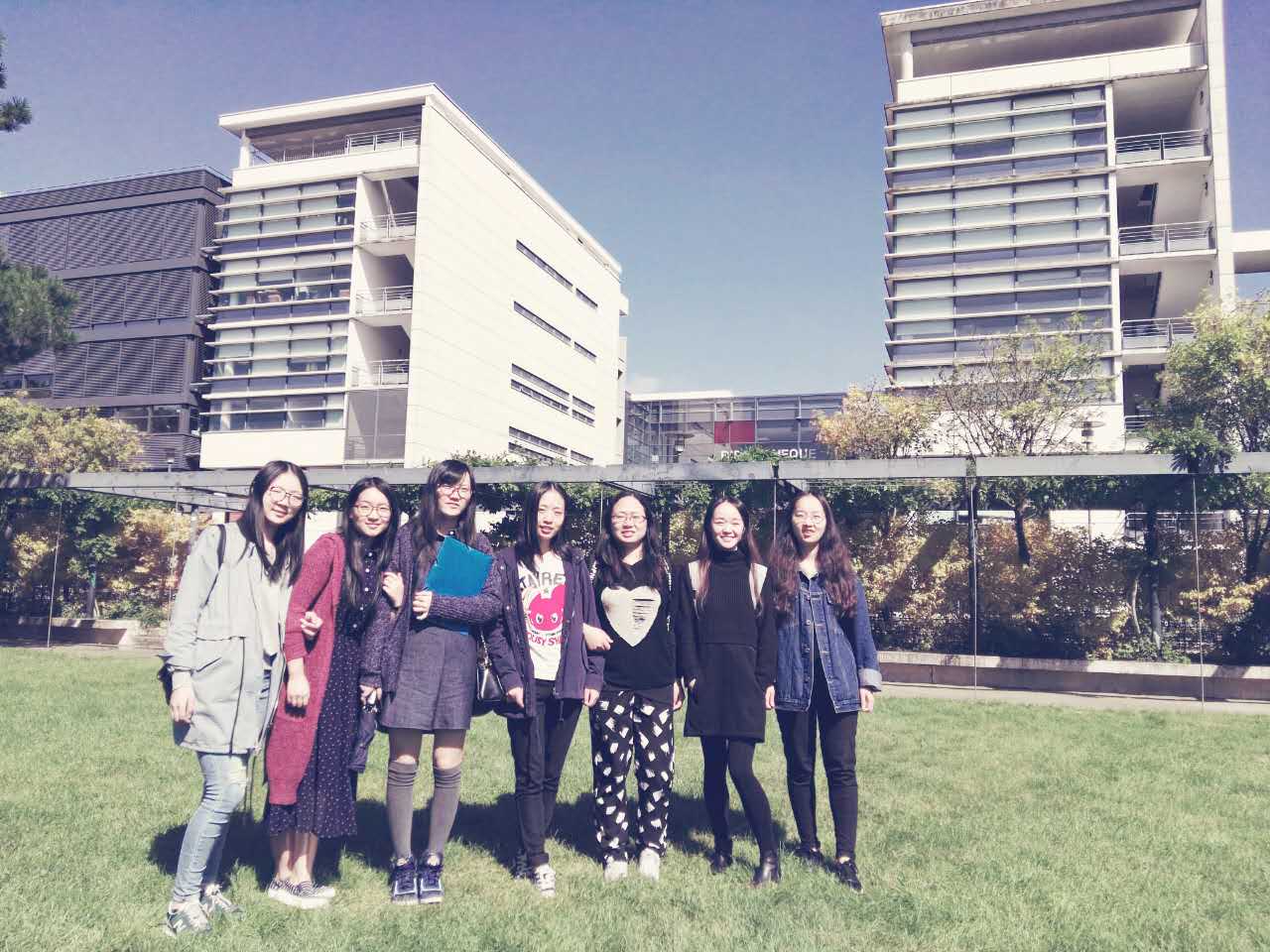 昂热七姐妹.jpg 昂热七姐妹.jpg